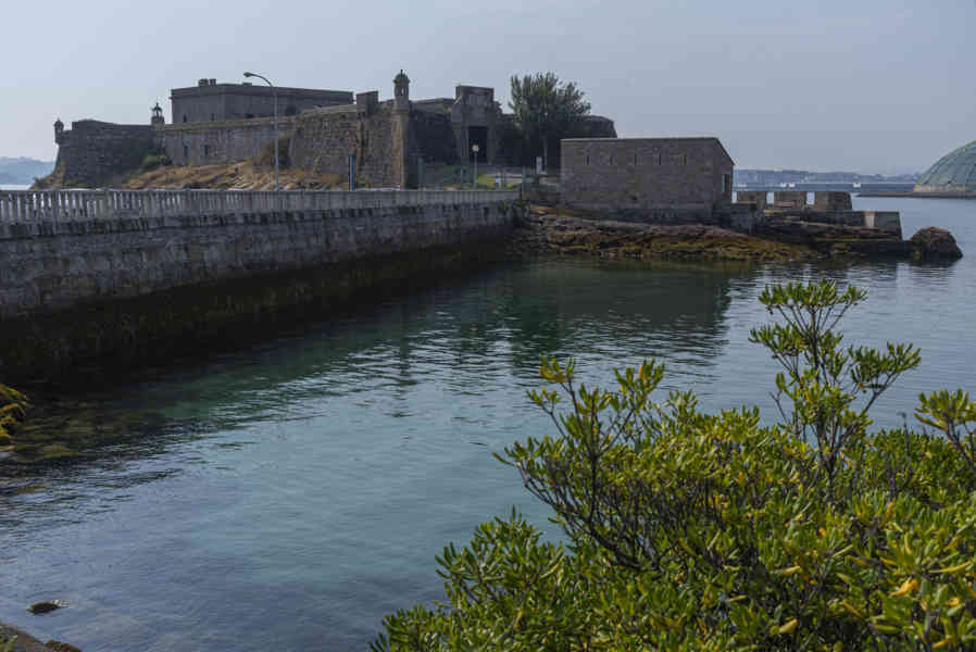 A Coruña 13 - castillo de San Antón.jpg